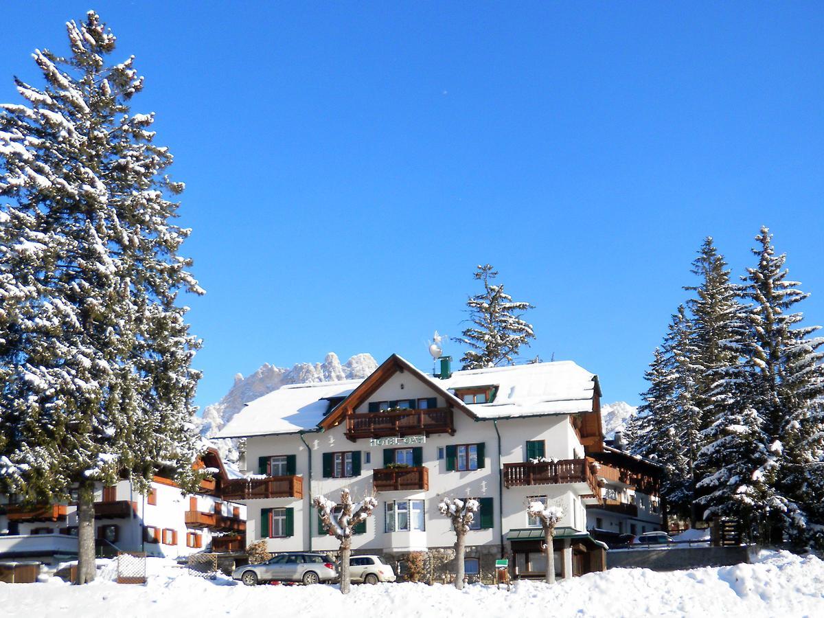 Hotel Meuble Oasi Cortina d'Ampezzo Exterior foto