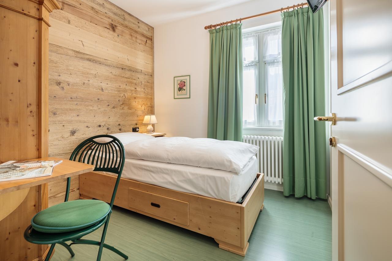 Hotel Meuble Oasi Cortina d'Ampezzo Exterior foto